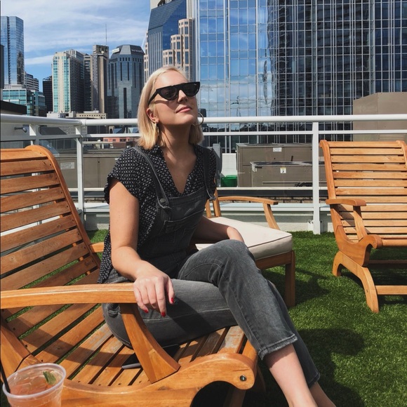 Meet your Posher, Meghan - Picture 2 of 3